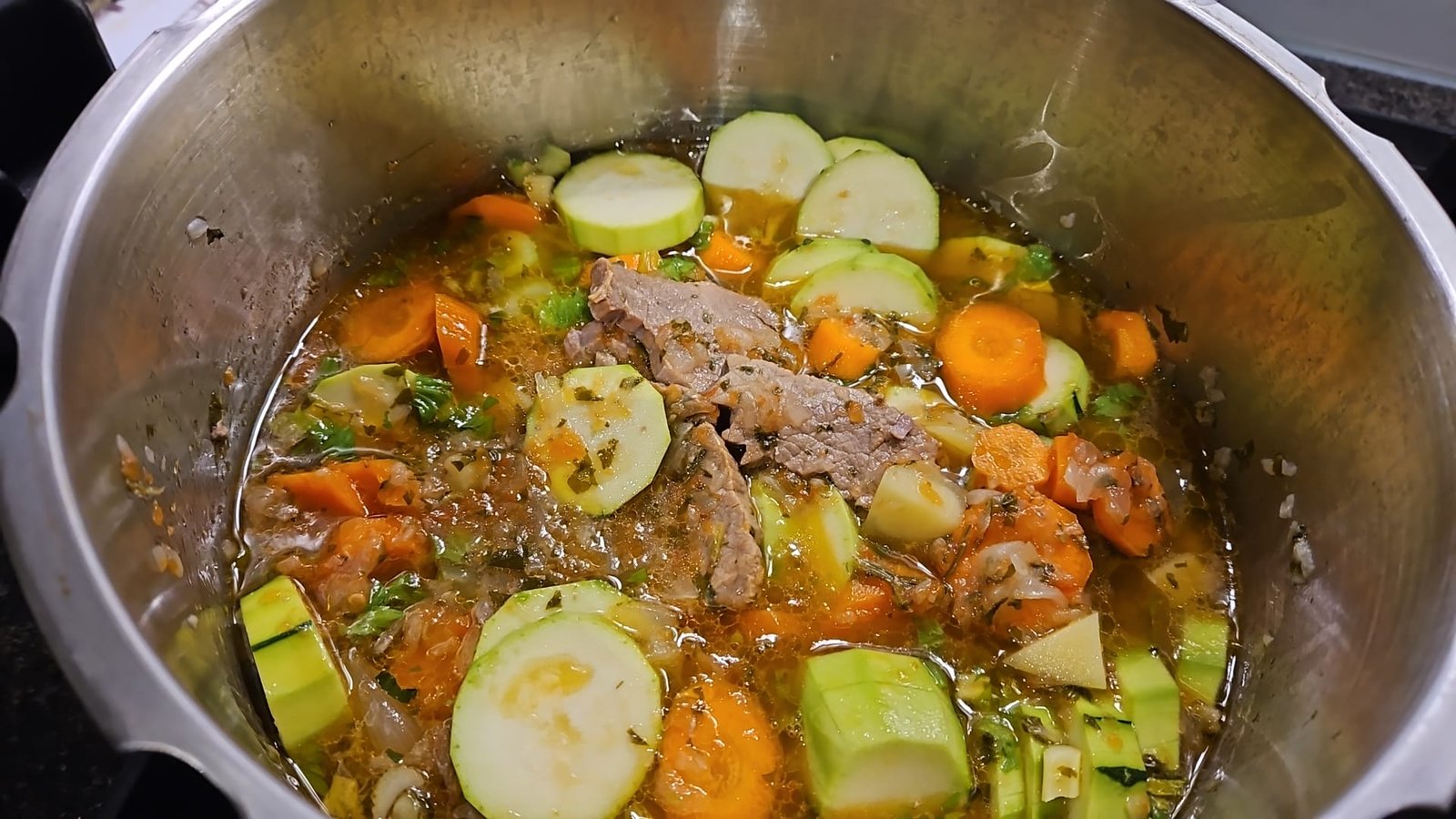 Ragout d'agneau aux petits pois